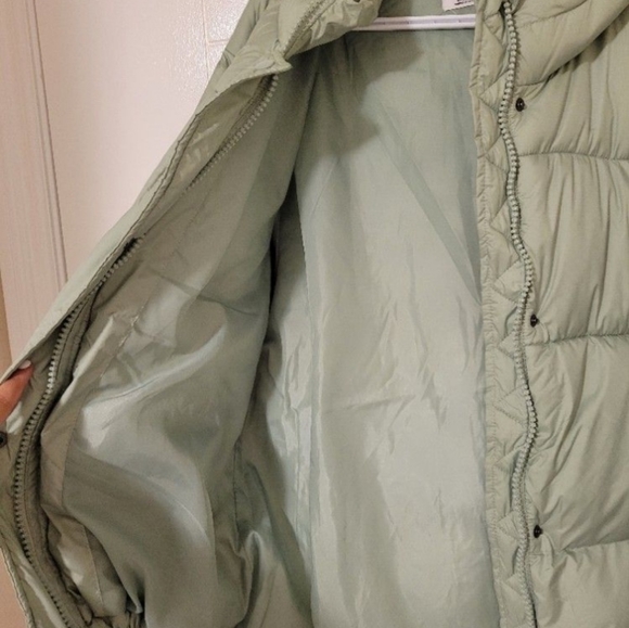 Green, Medium-sized, Ardene, Short Hooded Puffer Jacket - Picture 2 of 8